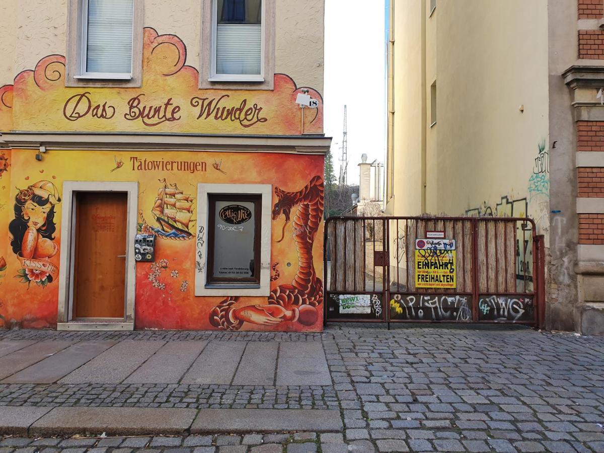 Ferienwohnung Oder Studio Dresden-Neustadt Inkl Parkplatz Mit Balkon Oder Terrasse Exteriör bild