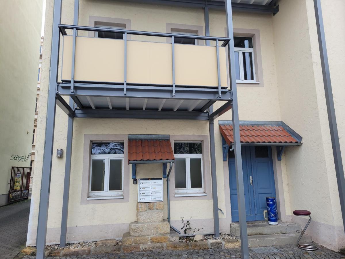Ferienwohnung Oder Studio Dresden-Neustadt Inkl Parkplatz Mit Balkon Oder Terrasse Exteriör bild