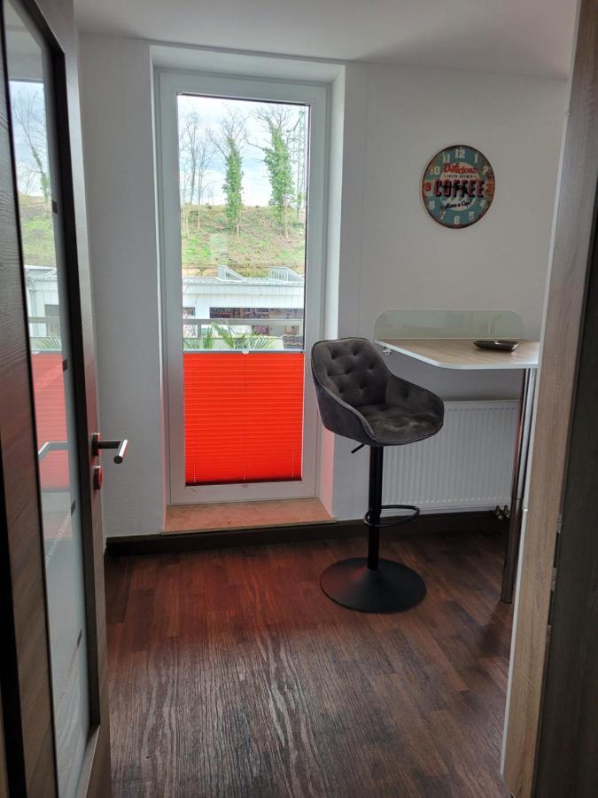 Ferienwohnung Oder Studio Dresden-Neustadt Inkl Parkplatz Mit Balkon Oder Terrasse Exteriör bild