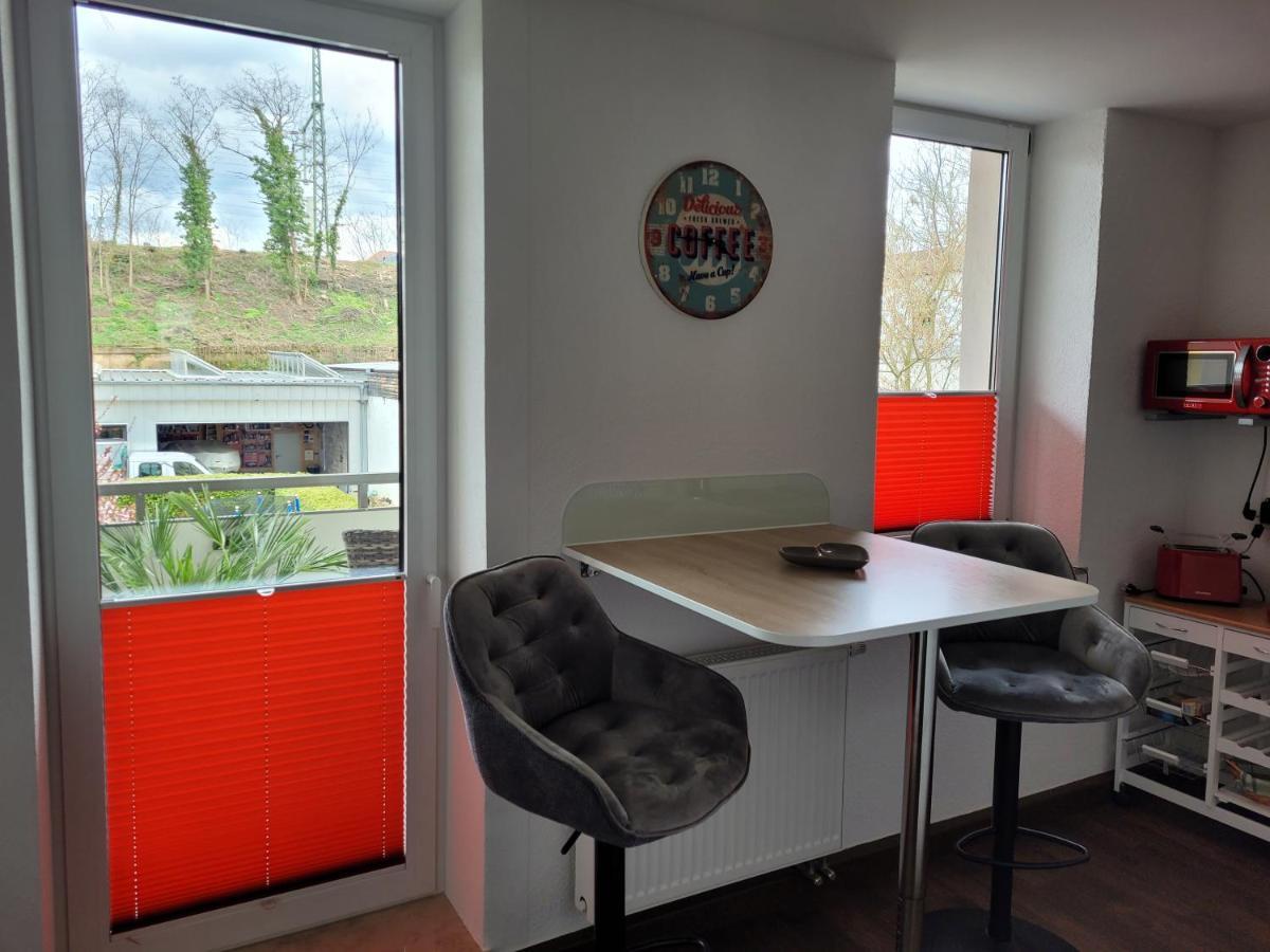 Ferienwohnung Oder Studio Dresden-Neustadt Inkl Parkplatz Mit Balkon Oder Terrasse Exteriör bild
