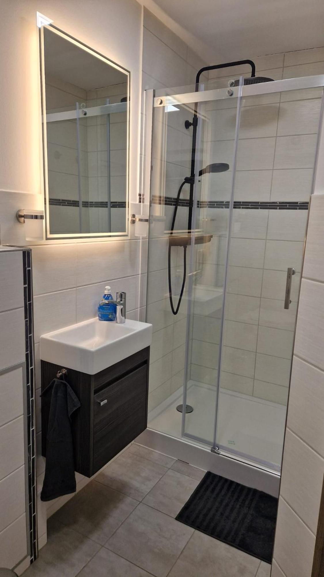 Ferienwohnung Oder Studio Dresden-Neustadt Inkl Parkplatz Mit Balkon Oder Terrasse Exteriör bild