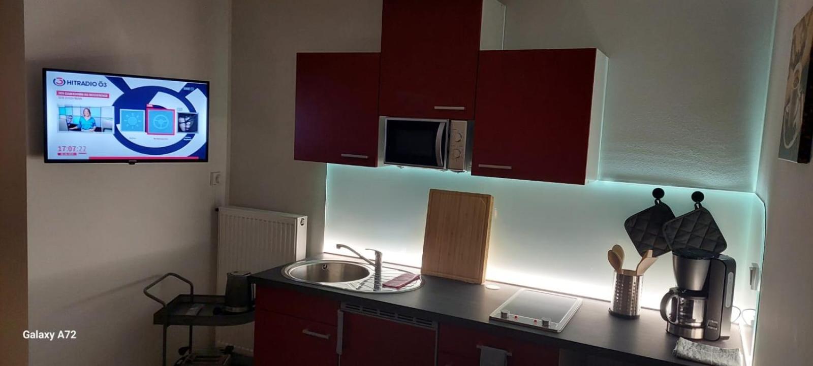 Ferienwohnung Oder Studio Dresden-Neustadt Inkl Parkplatz Mit Balkon Oder Terrasse Rum bild