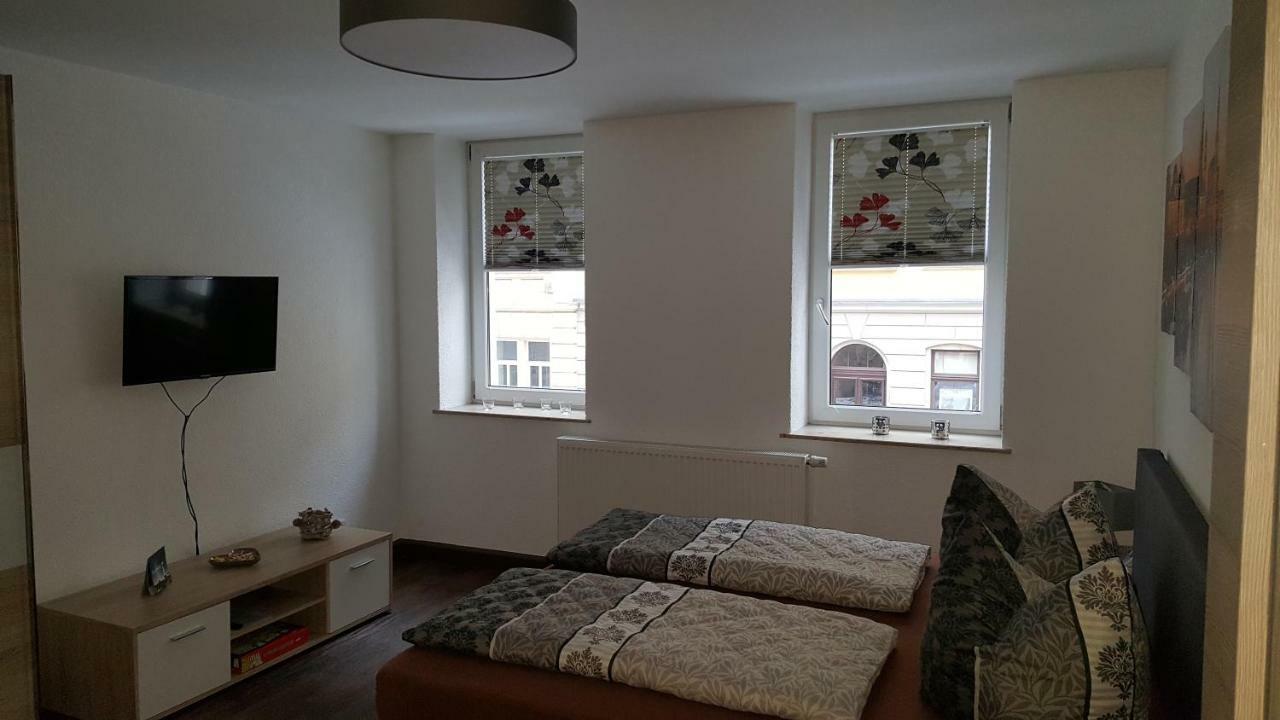 Ferienwohnung Oder Studio Dresden-Neustadt Inkl Parkplatz Mit Balkon Oder Terrasse Exteriör bild